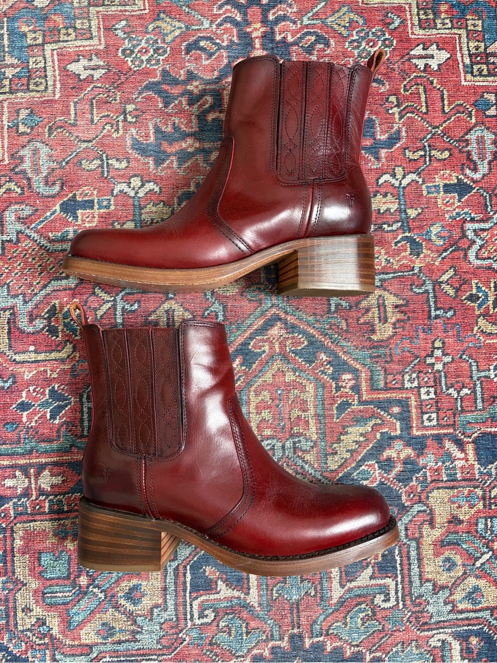 Frye campus Chelsea boots